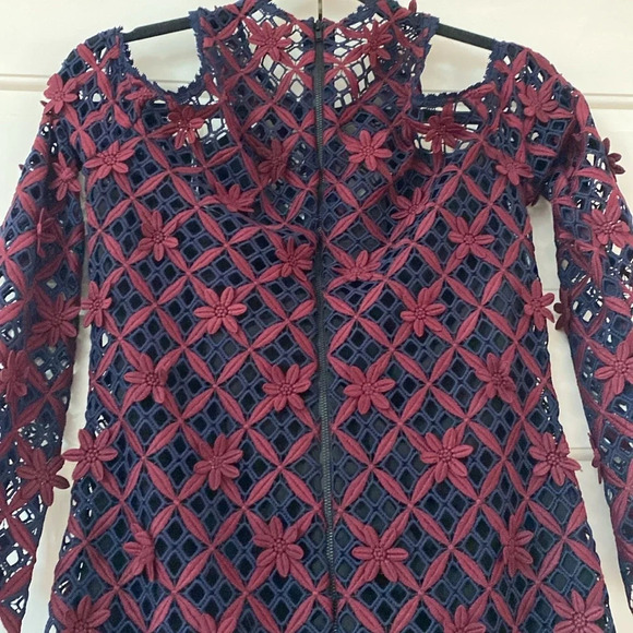 Self-Portrait Floral Grid Cold Shoulder Mini Dress Burgundy Navy Guipure Lace 6‎ - Picture 16 of 16